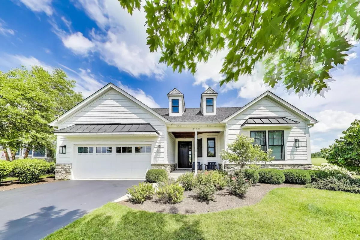 Libertyville, IL 60048,1109 Rebecca CT