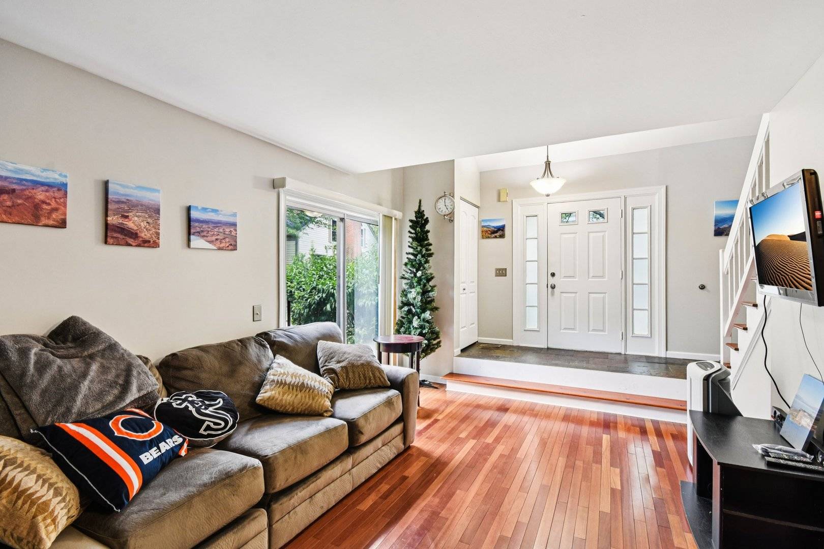 Naperville, IL 60563,1329 Queensgreen CIR