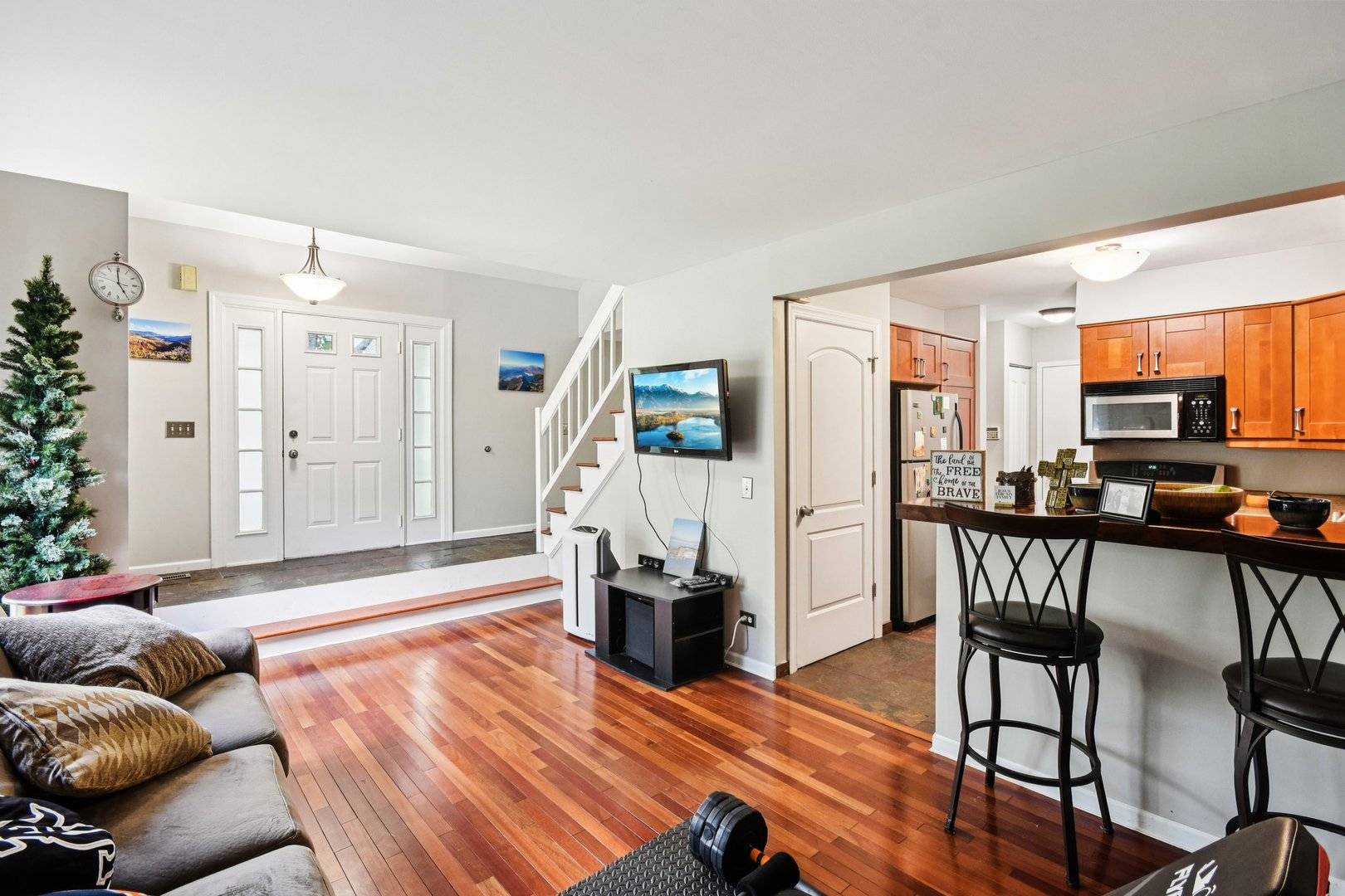 Naperville, IL 60563,1329 Queensgreen CIR