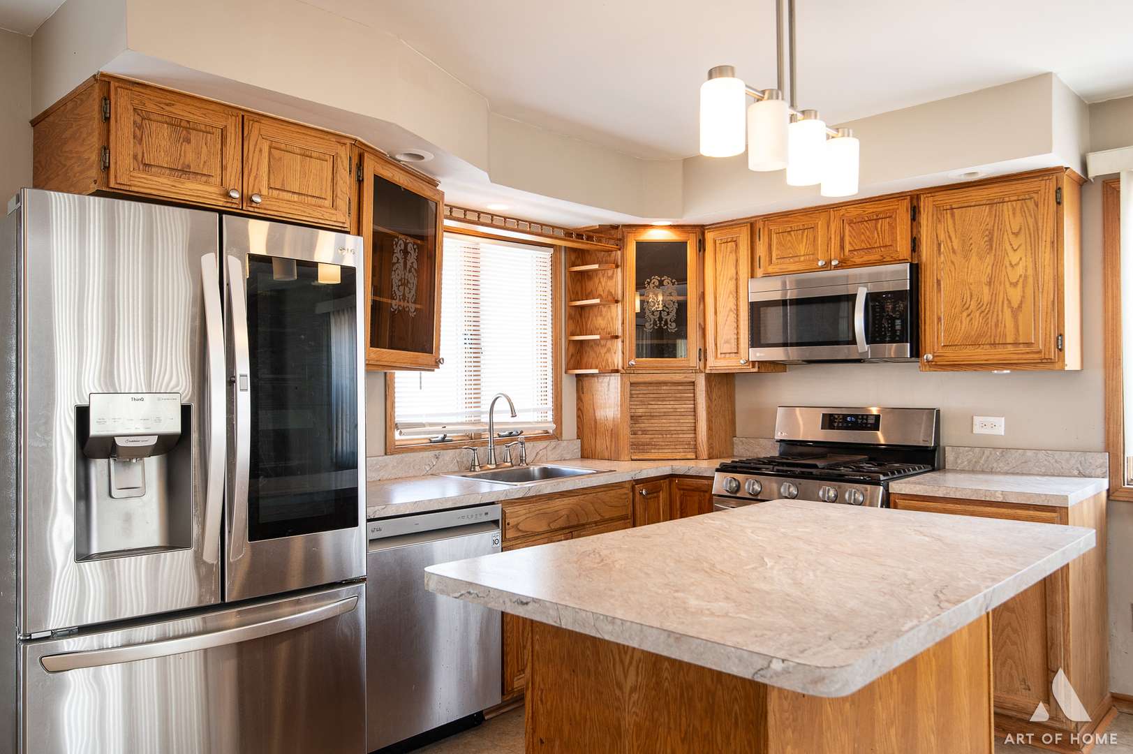 Lansing, IL 60438,3034 190th ST