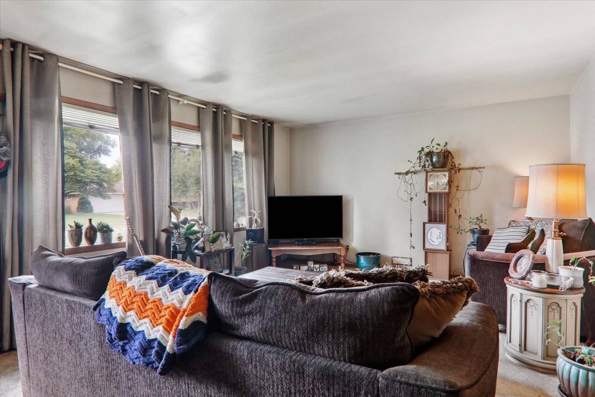 Normal, IL 61761,1108 Westview
