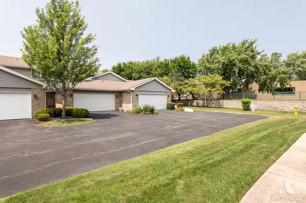 Orland Park, IL 60462,14204 Brighton CT