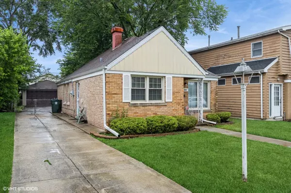 504 52nd AVE, Bellwood, IL 60104