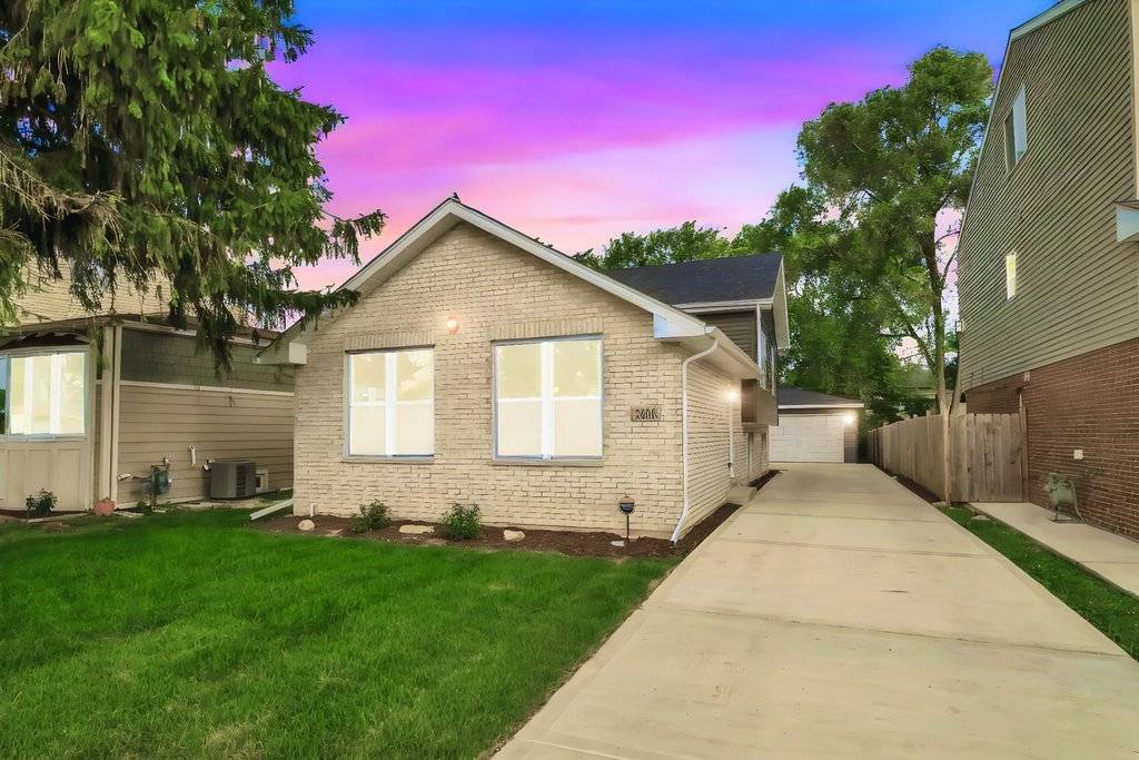 3008 141st ST, Blue Island, IL 60406