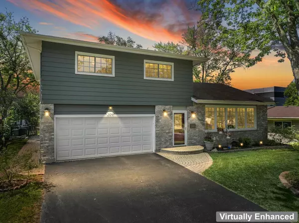 Lombard, IL 60148,209 June LN