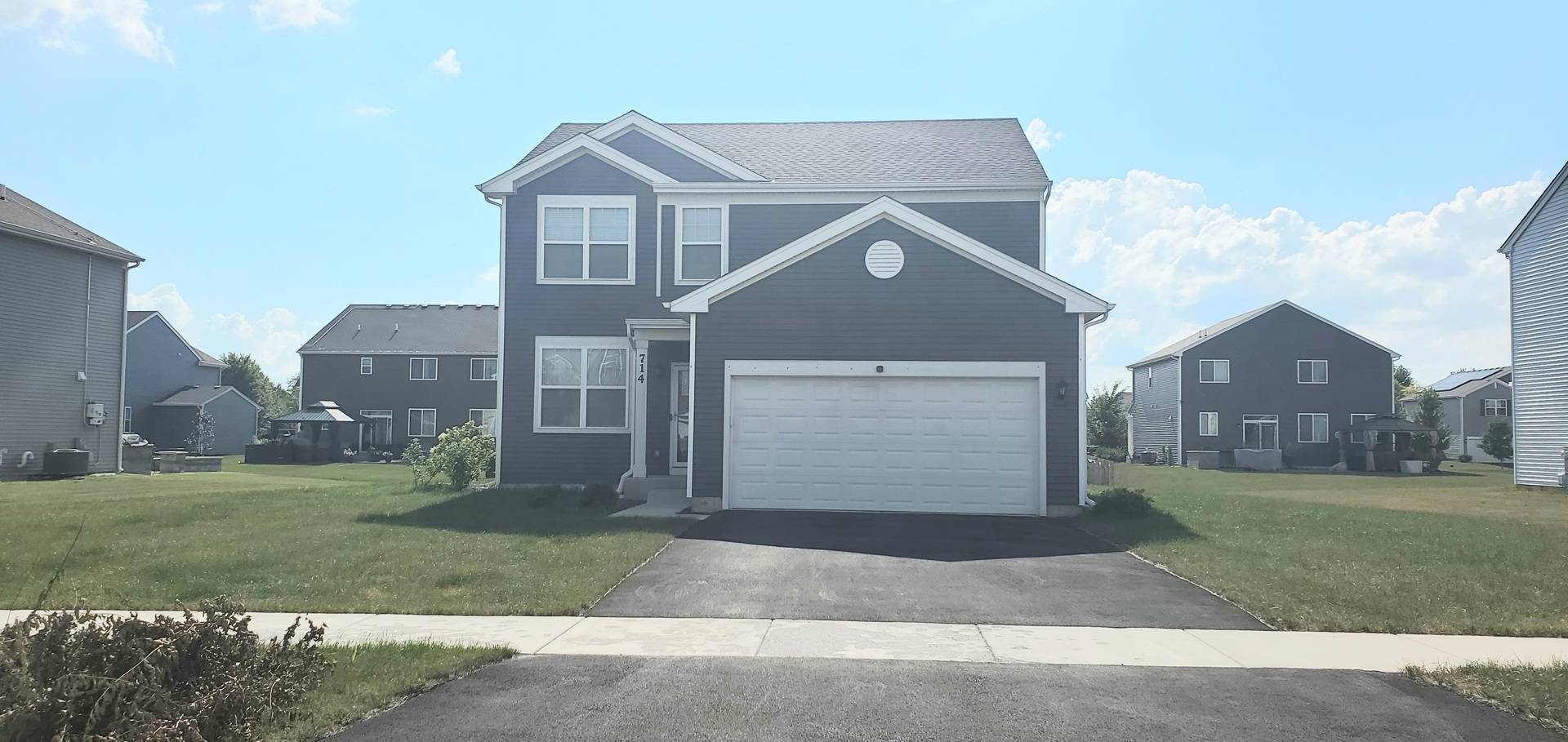 714 Juniper ST, Oswego, IL 60543