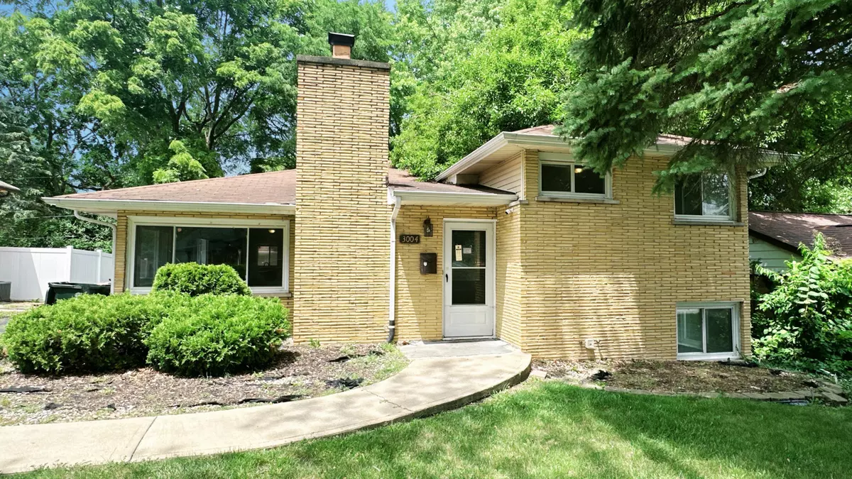 Hazel Crest, IL 60429,3004 Longfellow AVE