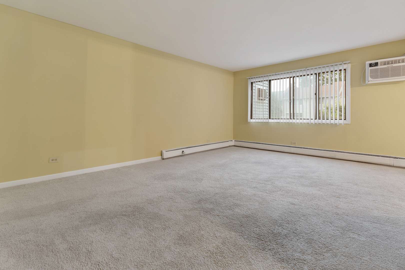 Palatine, IL 60074,3100 Bayside DR #3