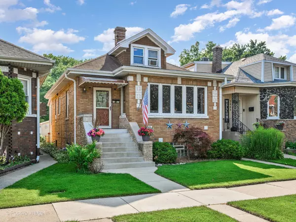 Elmwood Park, IL 60707,7663 W Sunset DR