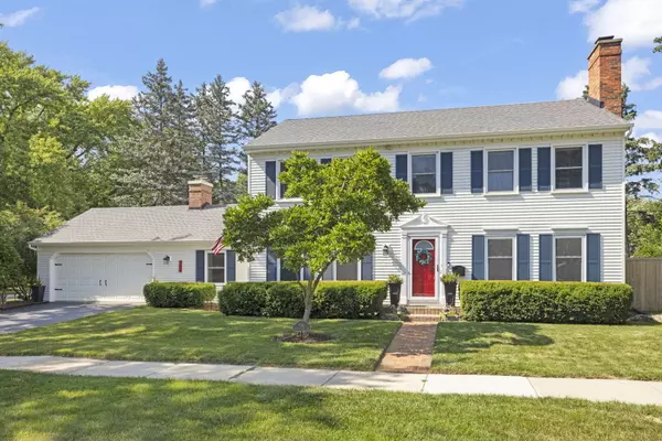 541 Burning Tree LN,  Naperville,  IL 60563