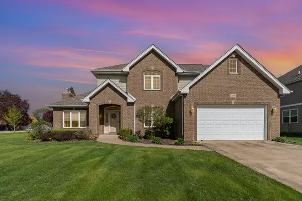 20905 Lakewoods LN, Shorewood, IL 60404