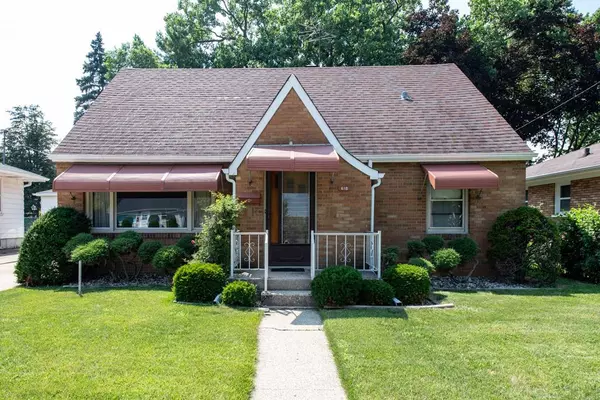 618 N Lewis AVE, Waukegan, IL 60085