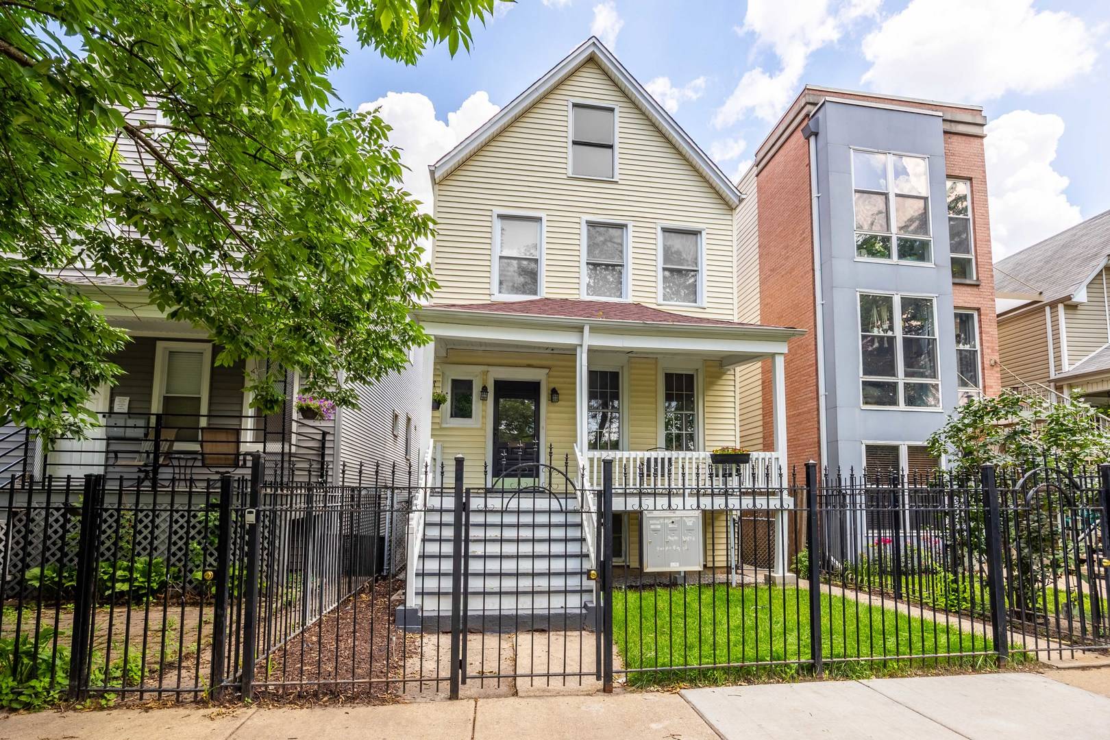 3714 W Cortland ST #1, Chicago, IL 60647
