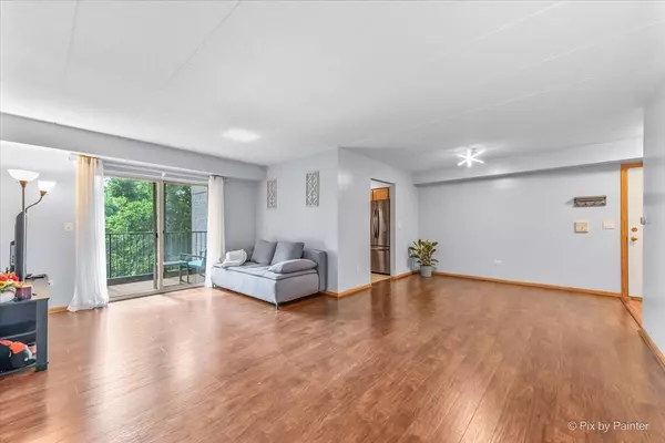 Oak Forest, IL 60452,6850 RIDGE POINT DR #2C