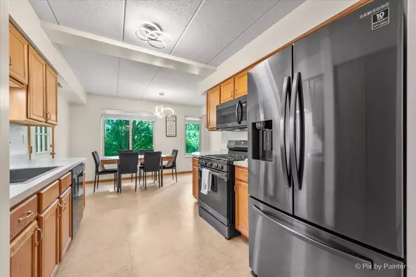 Oak Forest, IL 60452,6850 RIDGE POINT DR #2C