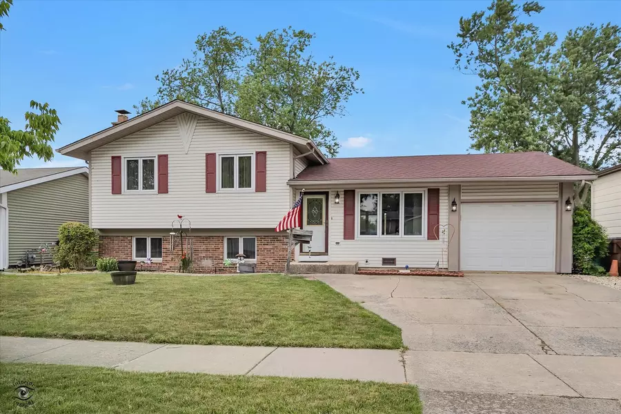 5142 Elmwood RD, Oak Forest, IL 60452