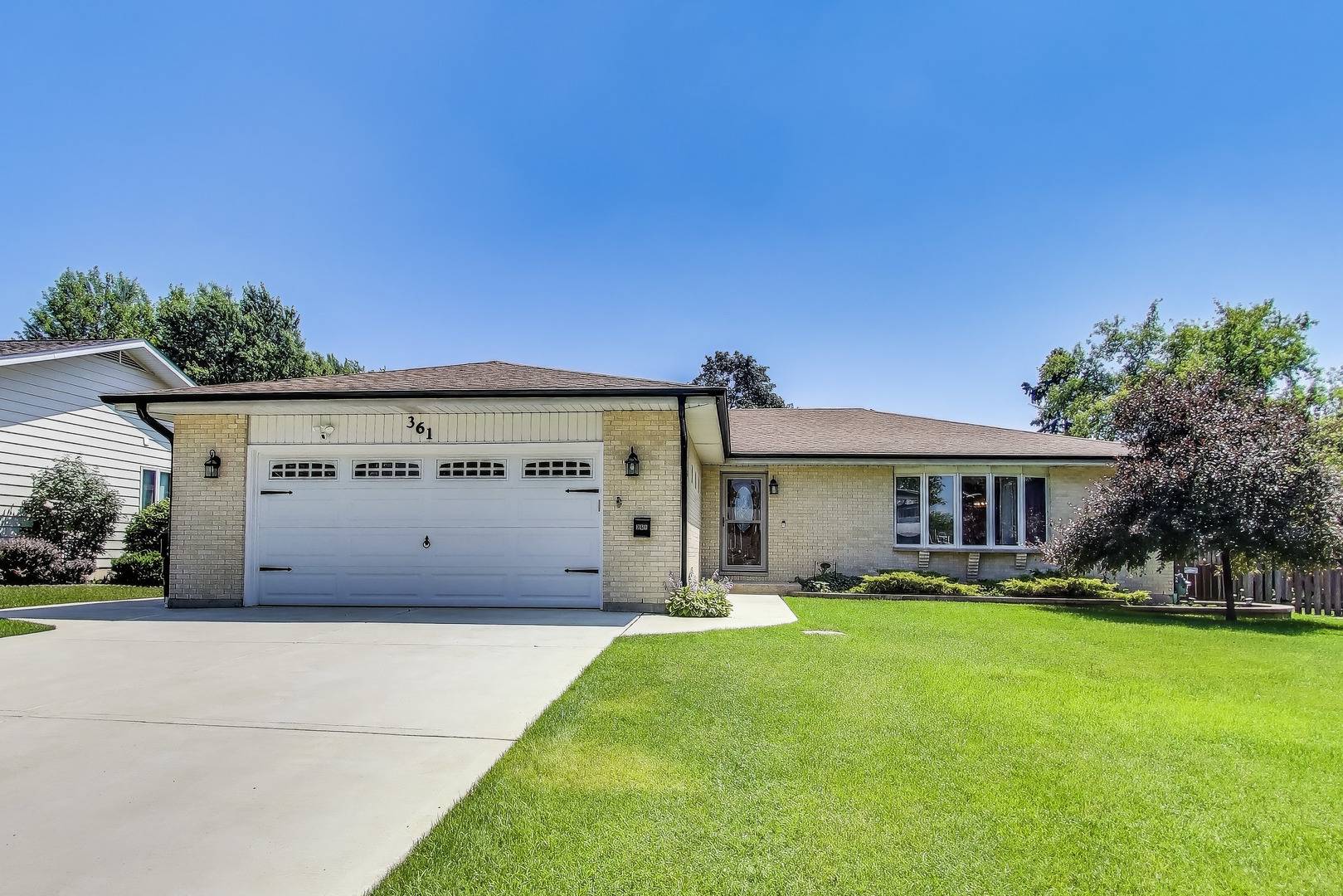 361 Everett AVE, Crystal Lake, IL 60014