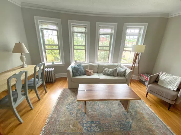 Evanston, IL 60202,318 Sherman AVE #2