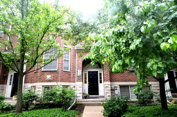536 Prestwick LN, Wheeling, IL 60090