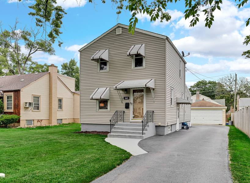 2441 S 13th AVE S, Broadview, IL 60155