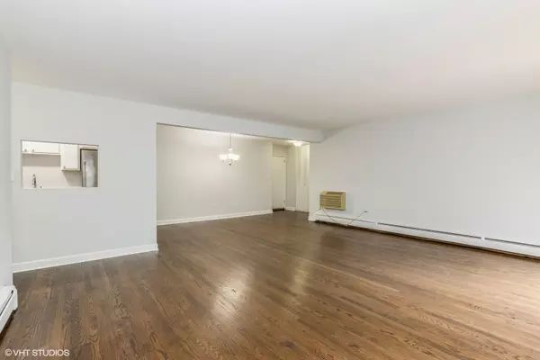 Skokie, IL 60077,8524 Skokie BLVD #3A