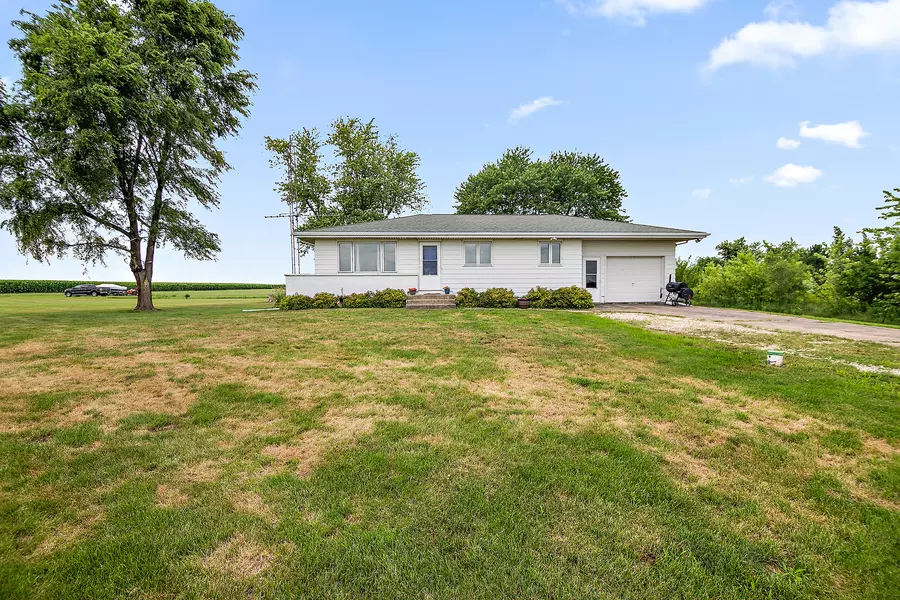 1506 S 16000w RD, Reddick, IL 60961