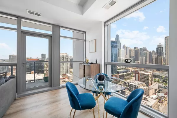 Chicago, IL 60654,303 W OHIO ST #2302