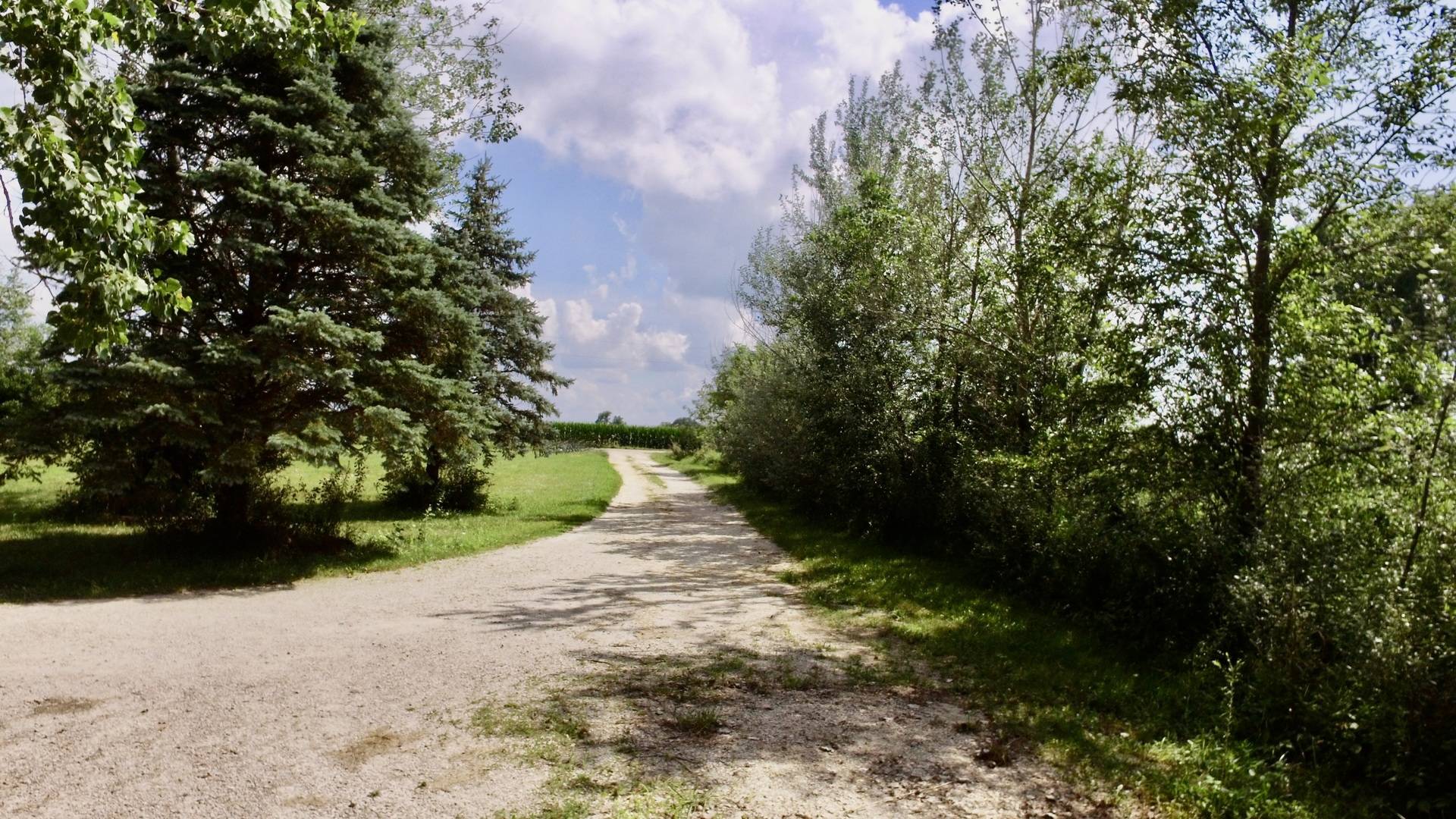 Sheridan, IL 60551,2085 N 4071st RD