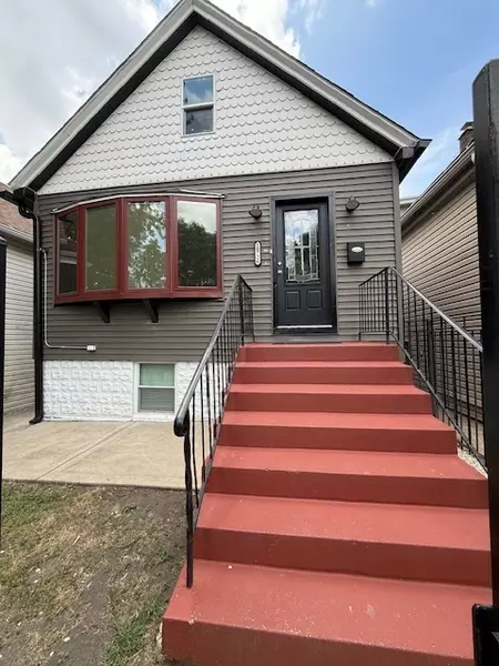 10726 S Mackinaw AVE, Chicago, IL 60617