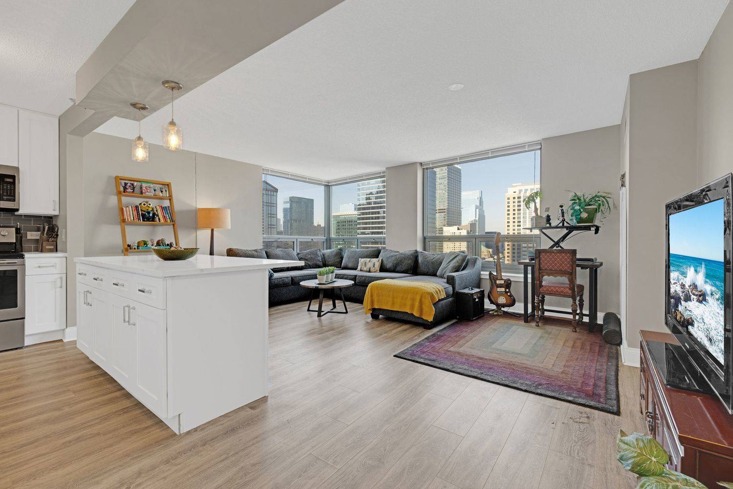 Chicago, IL 60611,440 N Wabash AVE #4603