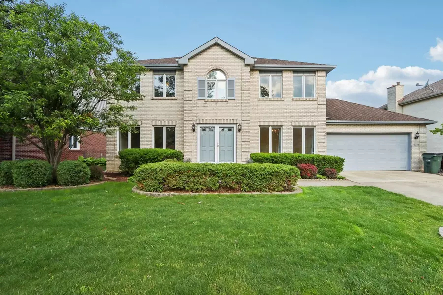 15038 Landings LN, Oak Forest, IL 60452