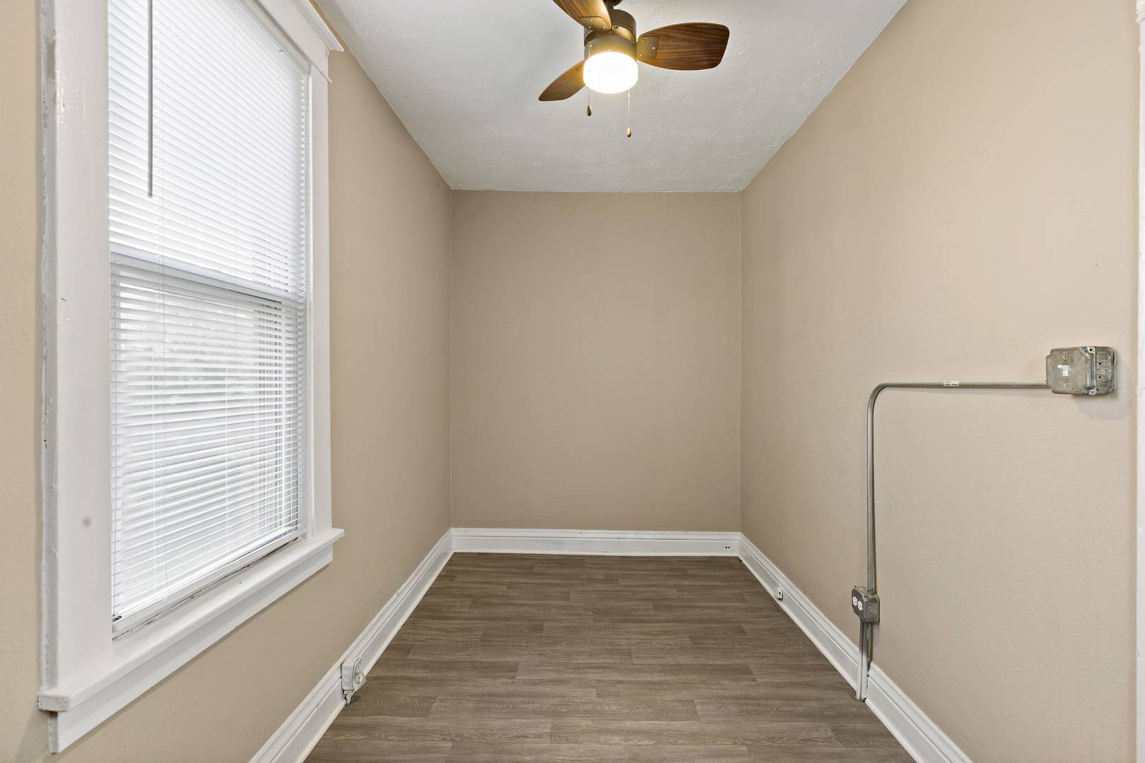 Chicago Heights, IL 60411,161 E 25th ST