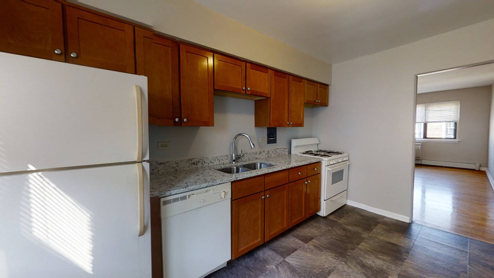 Evanston, IL 60202,309 Sherman AVE #3A