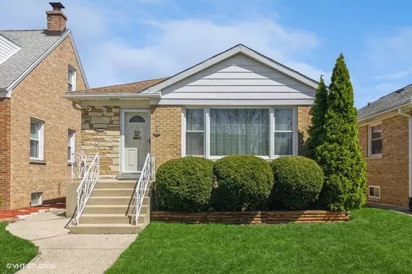 5045 N Melvina AVE, Chicago, IL 60630