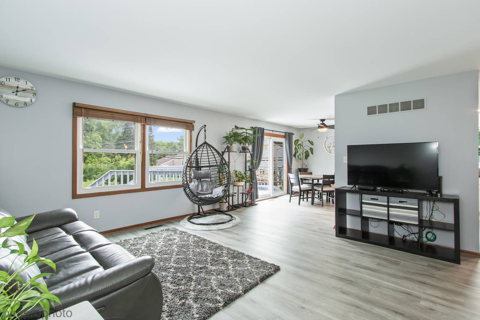 Mchenry, IL 60051,4402 Elmleaf DR
