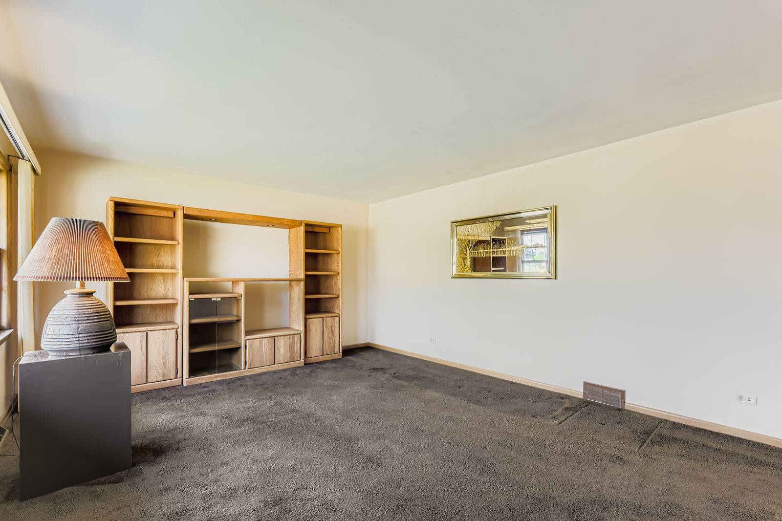 Burbank, IL 60459,5549 W 83rd PL