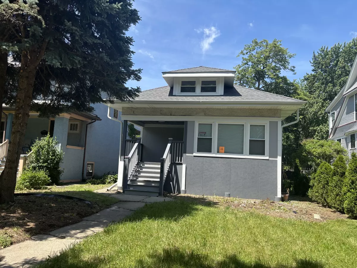 Oak Park, IL 60302,139 N Humphrey AVE