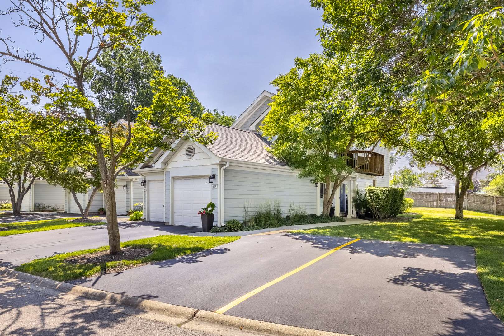 367 W Hamilton LN, Palatine, IL 60067