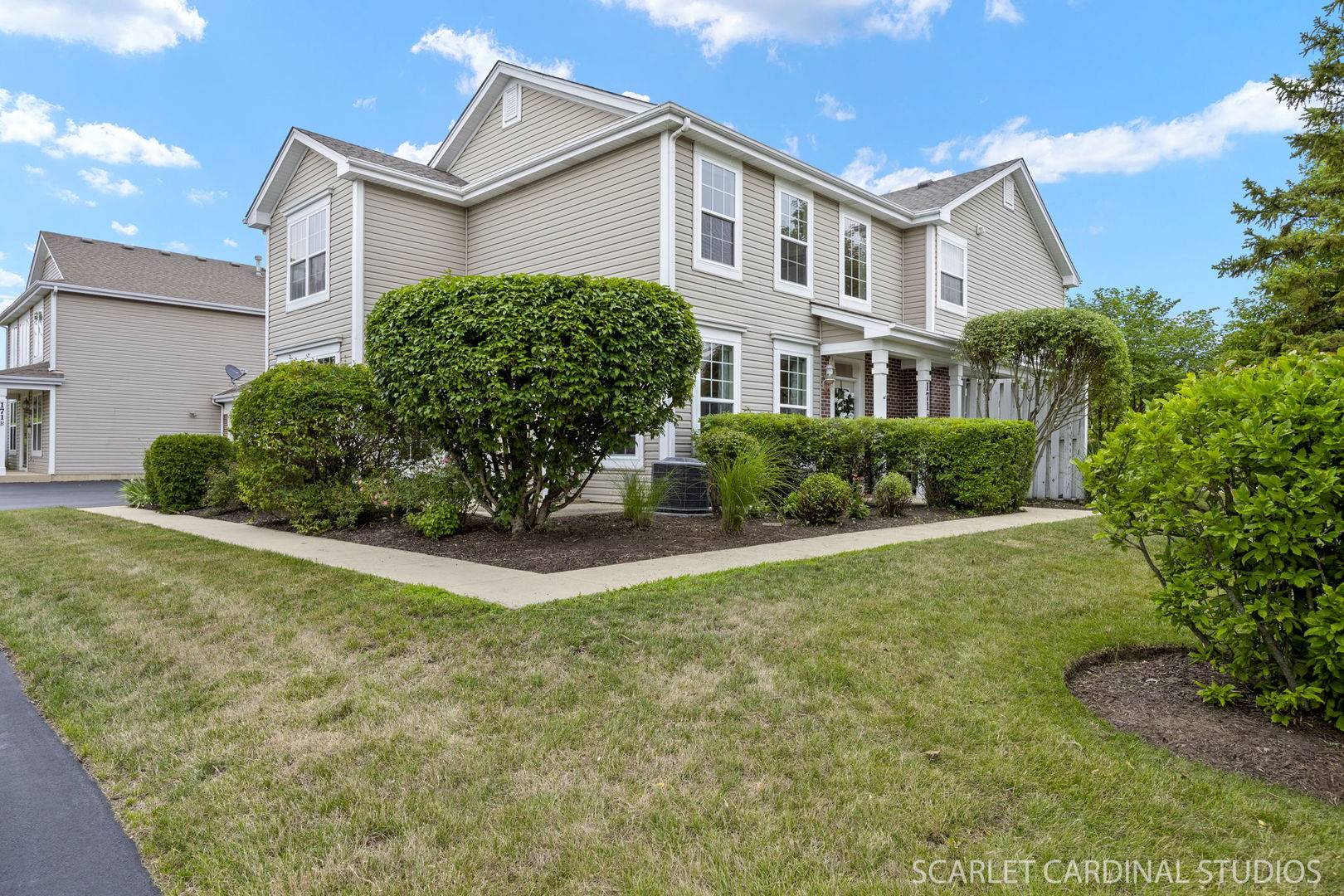 171 Brompton LN #A, Sugar Grove, IL 60554