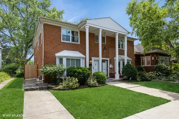 1122 S Maple AVE, Oak Park, IL 60304