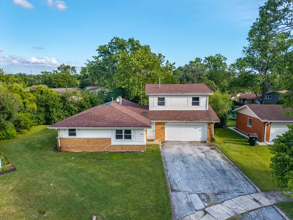 3205 Oak CT, Hazel Crest, IL 60429
