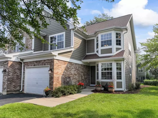615 Kingsbridge DR, Carol Stream, IL 60188