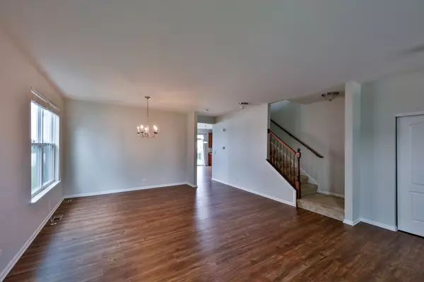 Lisle, IL 60532,2564 Retreat CIR