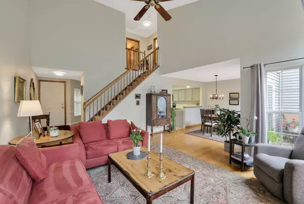 Elgin, IL 60120,874 DANDRIDGE CT