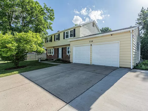 114 TIMBER HILL RD, Buffalo Grove, IL 60089