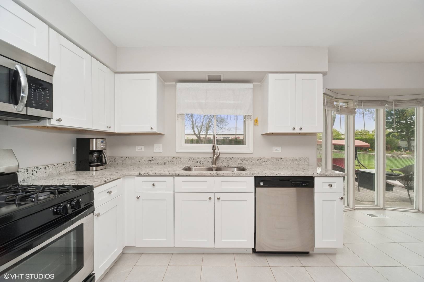 Arlington Heights, IL 60005,1630 S Princeton AVE