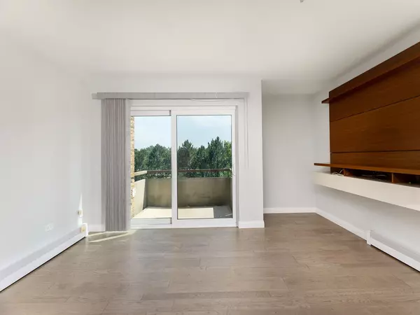Schaumburg, IL 60173,1912 Prairie SQ #234