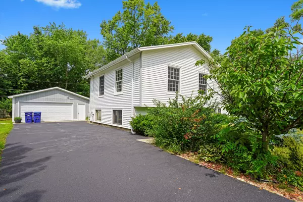 Lake Villa, IL 60046,36896 N James DR