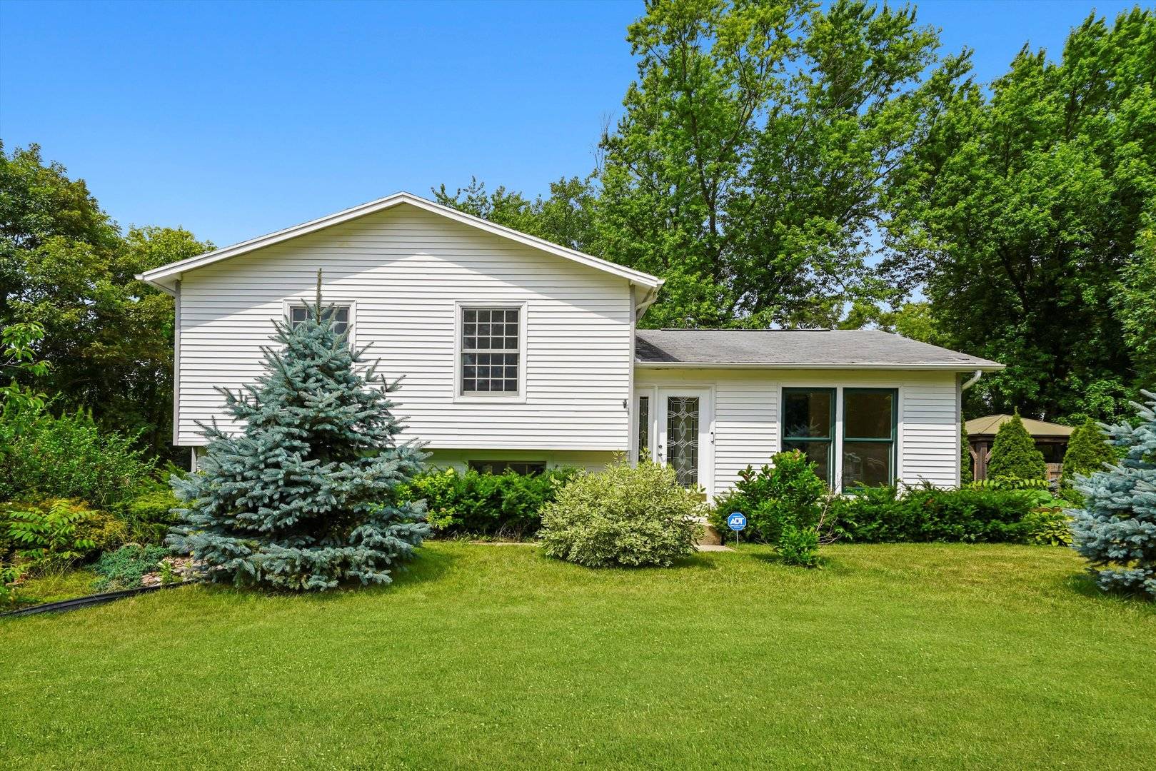 36896 N James DR, Lake Villa, IL 60046