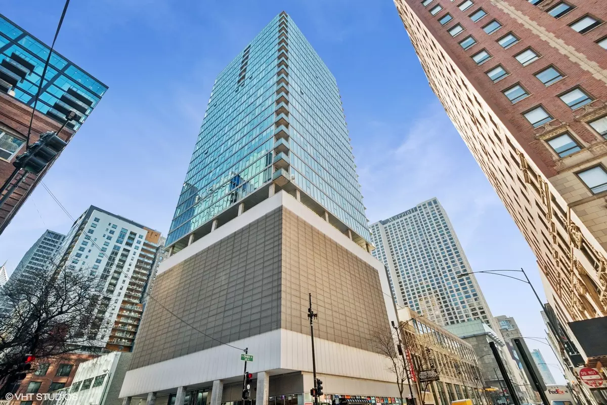 Chicago, IL 60611,550 N Saint Clair ST #2603